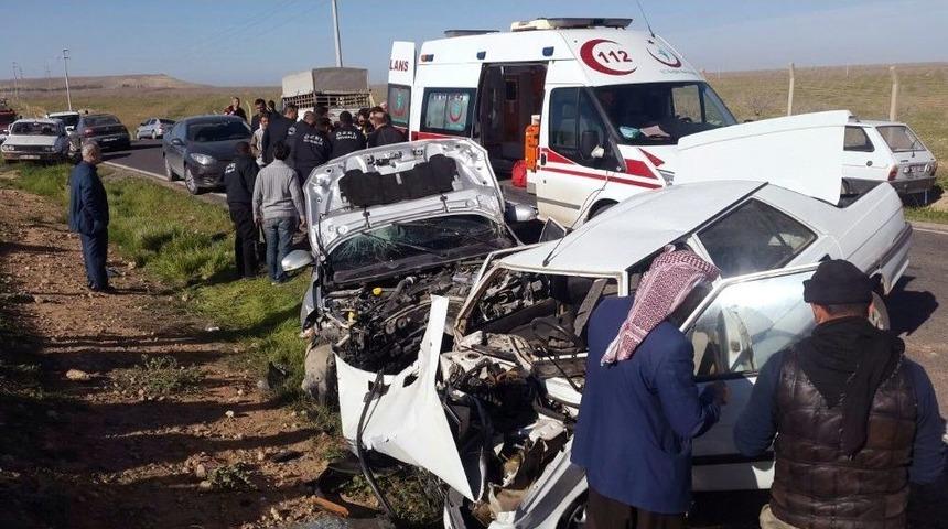 Mardin&rsquo;de Trafik Kazası: 4 Yaralı