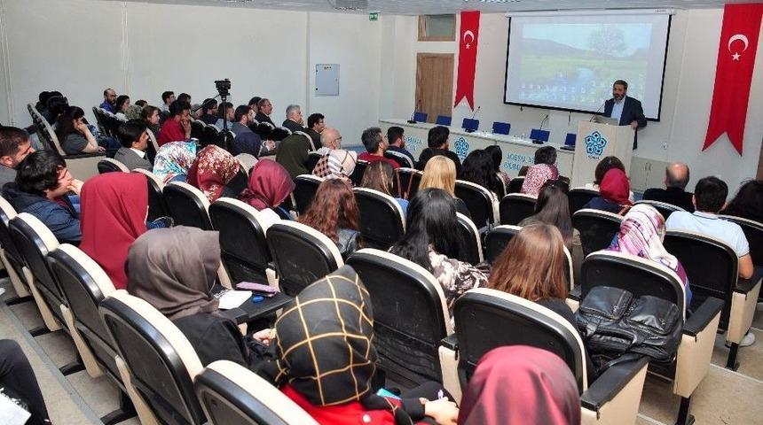 Neü’de “son Dönem Osmanlı Düşüncesinde Doğu Ve Batı Algısı” Konulu Konferans