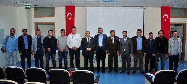 Neü’de “son Dönem Osmanlı Düşüncesinde Doğu Ve Batı Algısı” Konulu Konferans