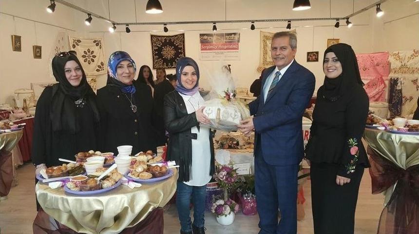 K&uuml;tahya&rsquo;da &Ccedil;eyiz &Uuml;r&uuml;nleri Sergisi