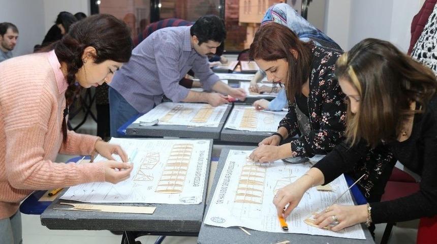 Ko-mek&rsquo;ten Model U&ccedil;ak Yapım Kursu