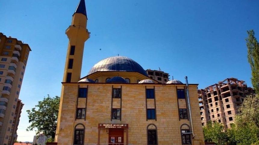 B&uuml;y&uuml;kpoyraz Cami Cuma G&uuml;n&uuml; A&ccedil;ılıyor