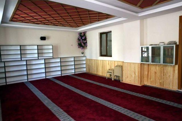 Büyükpoyraz Cami Cuma Günü Açılıyor