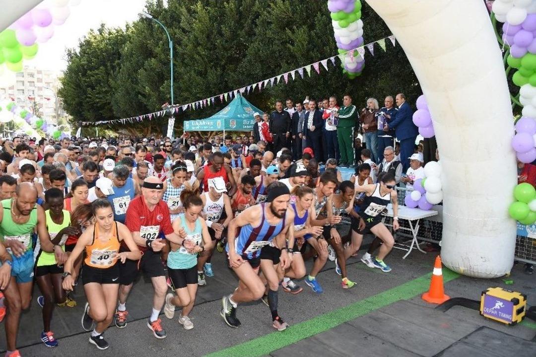 Uluslararası Tarsus Yarı Maratonu&rsquo;na Kenyalı Damgası