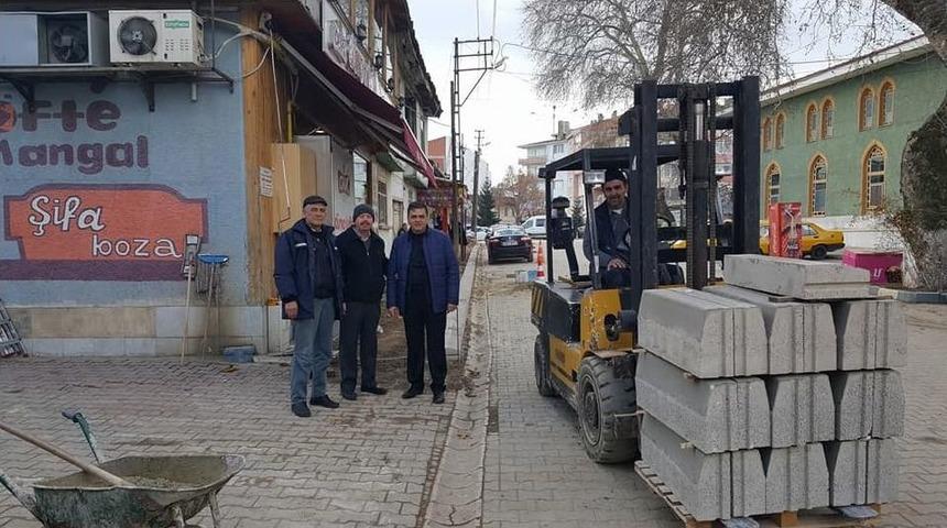 Pazaryeri&rsquo;nde Kaldırım &Ccedil;alışmaları Devam Ediyor