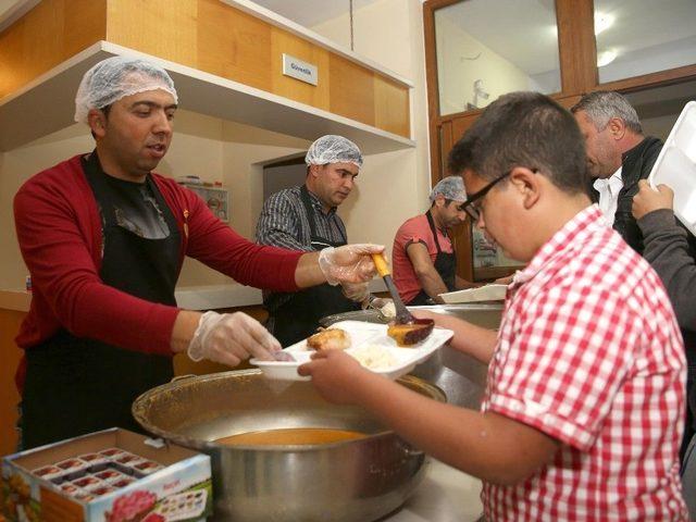 Gölbaşı Belediyesi Ramazan’da 55 Bin Kişiye İftar Verecek