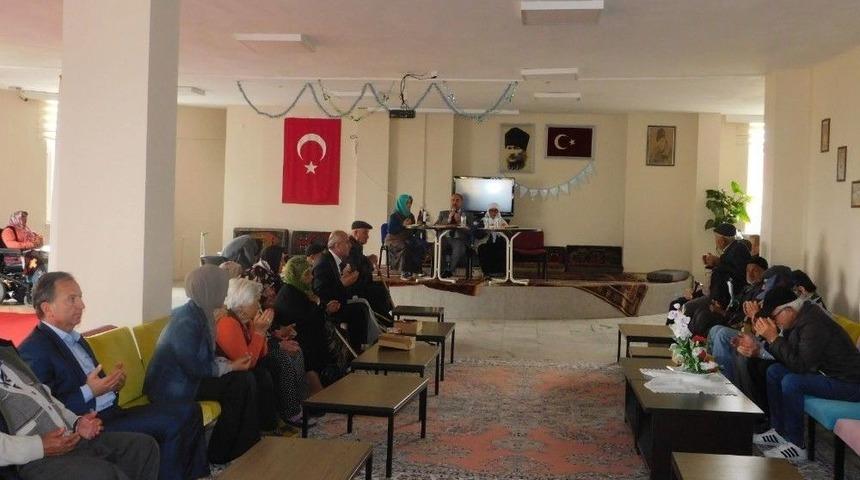 Yaşlılar Doyasıya Vakit Geçirdi