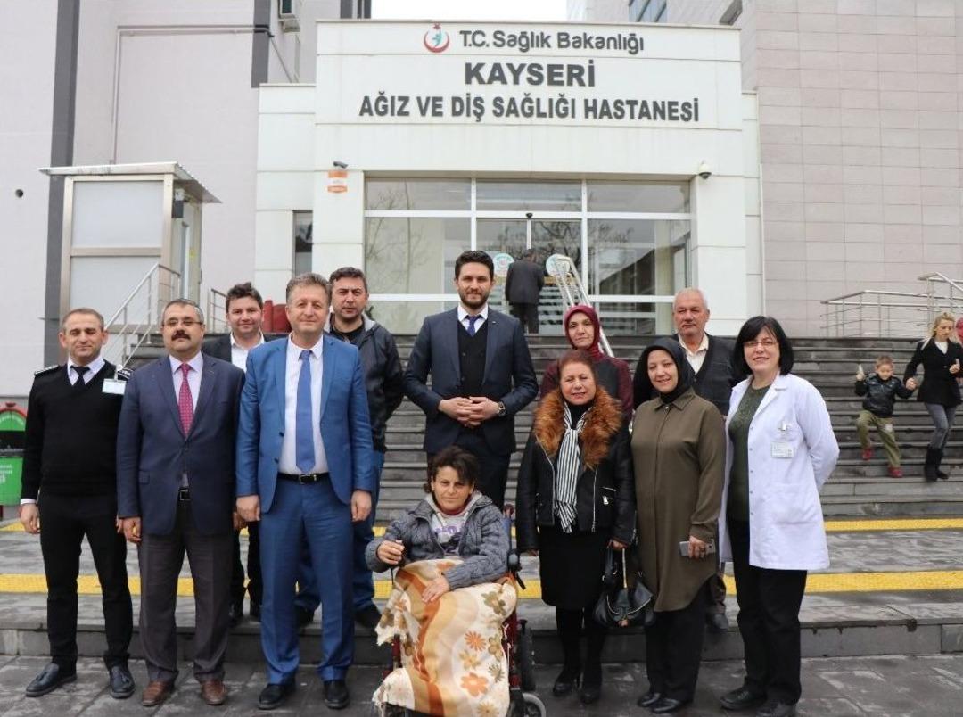 Engellilere Diş Ağrısını Unutturan Hastane