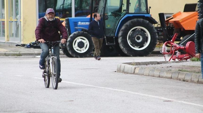 Profes&ouml;r&uuml;n 68 Yıllık Bisiklet Tutkusu