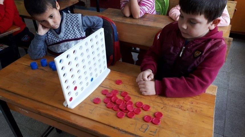 Balya&rsquo;da Derek&ouml;y İlkokulu &Ccedil;alışmalarıyla G&ouml;z Dolduruyor