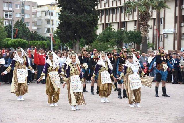 Aliağa’da Coşkulu 19 Mayıs