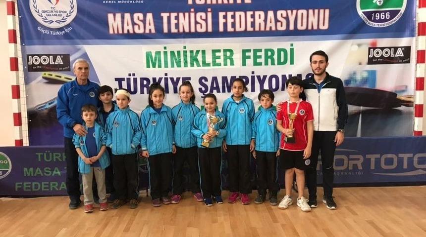 Kağıtsporlu Minik Masa Tenis&ccedil;ilerden 2 Derece