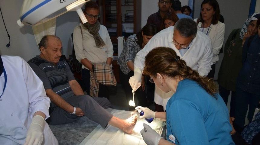 T&uuml;rkiye&rsquo;nin En B&uuml;y&uuml;k &ldquo;yara Bakım Kliniği&rdquo;nde Geniş Kapsamlı Yara Bakım Kursu