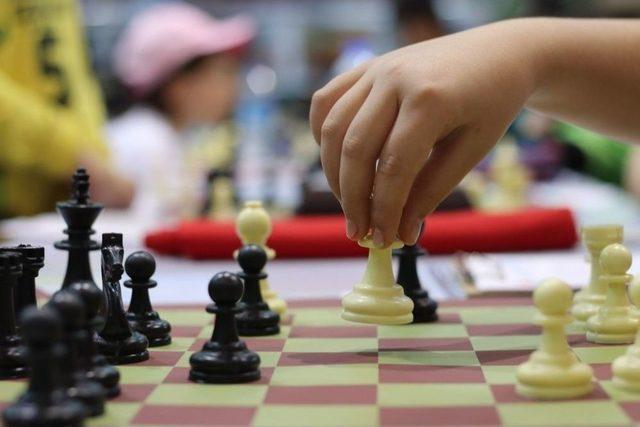 B&uuml;y&uuml;kşehir&rsquo;in Okullar Arası Satran&ccedil; Ligi Başladı 1