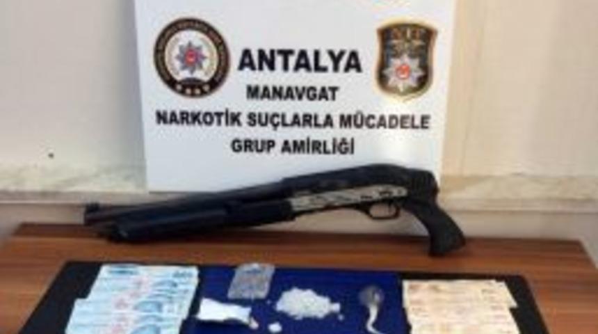 Manavgat&rsquo;ta Uyuşturucu Operasyonu