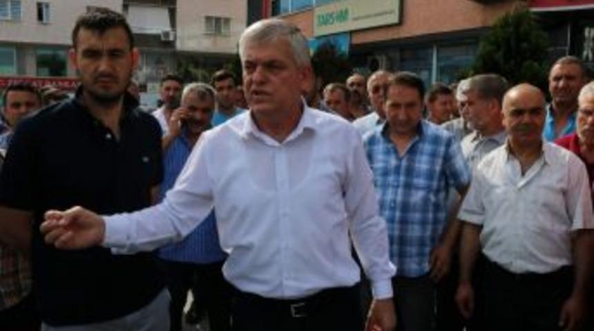 Manisa&rsquo;da Pazarcı Esnafı Pazar Yeri Sorununun &Ccedil;&ouml;z&uuml;lmesini İstedi