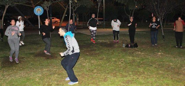 Adana&rsquo;nın Parklarında Sabah-akşam Spor 1