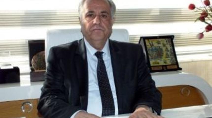 Van Tso Başkan Adayı Kandaşoğlu Vergi Bor&ccedil;larının Yarıya İndirileceği S&ouml;z&uuml;n&uuml; Verdi