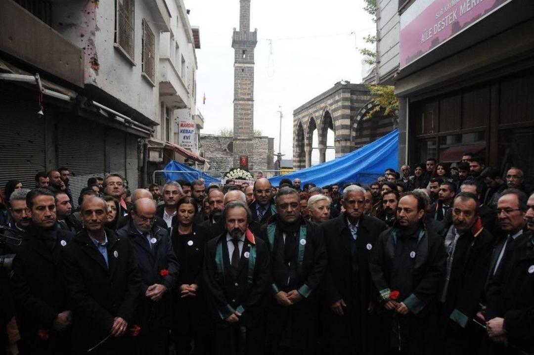 Tahir El&ccedil;i, &Ouml;l&uuml;m&uuml;n&uuml;n İkinci Yılında Vurulduğu Yerde Anıldı