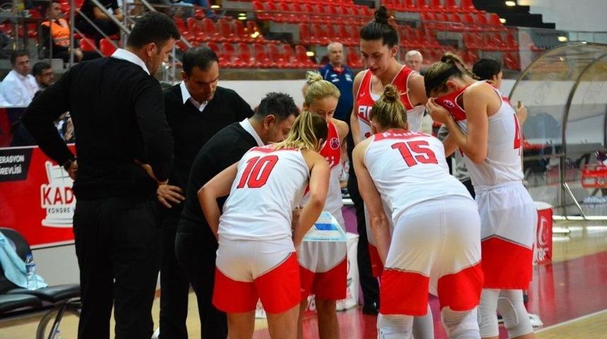 Polonya&rsquo;da Zorlu Karşılaşma