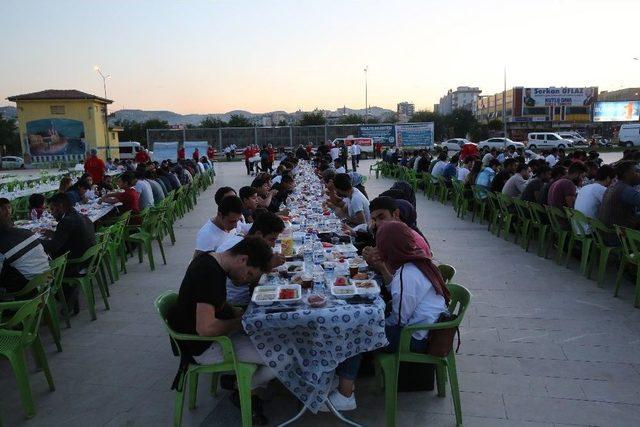 Haliliye Belediyesi Ramazan Sofralarını Açtı