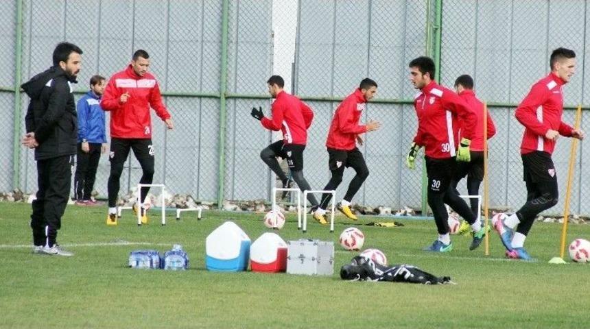 Karafırtınalar: "gol Yemeden Bu İşi Bitirmek İstiyoruz"