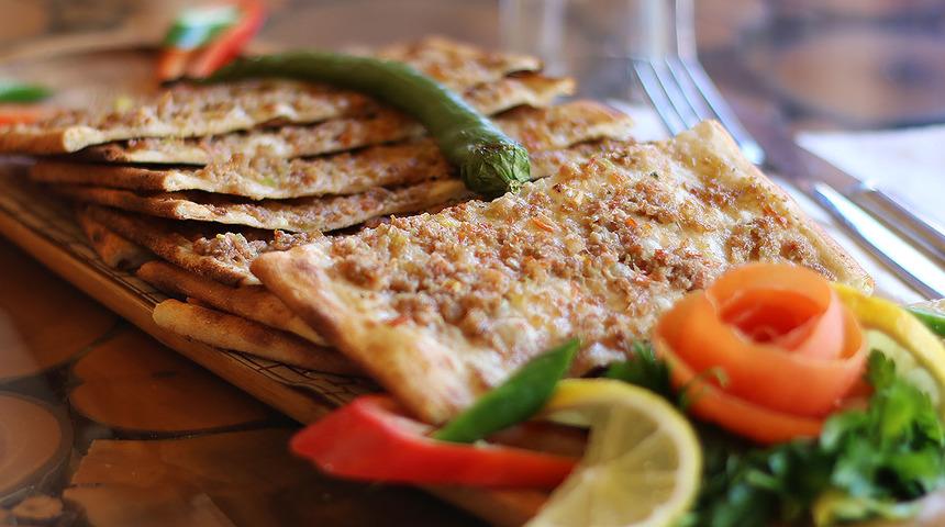 Eskişehir'de borcu olduğu restoranda pide yedikten sonra kavga çıkaran sanığa 8 yıl hapis!