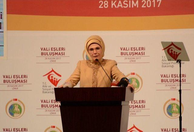 Emine Erdoğan 81 İlin Vali Eşleri İle Buluştu