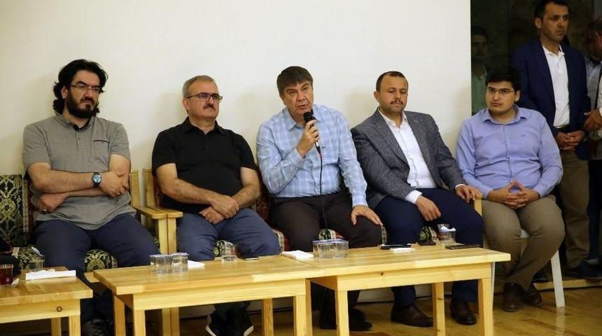 Karatay Medresesi&rsquo;nde Ramazan Sohbetleri Başladı