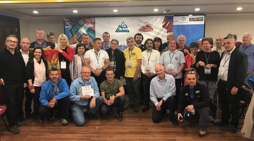 19&rsquo;uncu Balkan Dağcılar Birliği Genel Kurulu Bursa&rsquo;da D&uuml;zenlendi.