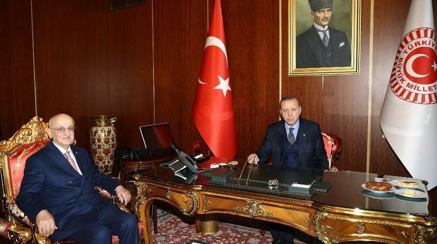 Cumhurbaşkanı Erdoğan, Meclis Başkanı Kahraman Ve Başbakan Yıldırım İle Bir Araya Geldi