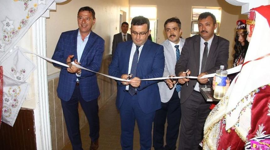 Yenice Halk Eğitimi Sergisi B&uuml;y&uuml;k İlgi G&ouml;rd&uuml;