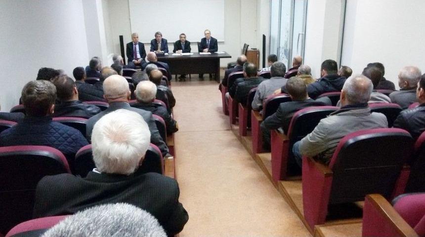 &Uuml;reticilere Tarımsal Ama&ccedil;lı Eğitim &Ccedil;alışmaları