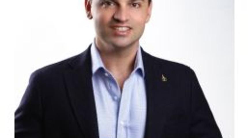 Dişlerin Sararmasında En Büyük Etken Kahve Ve Sigara