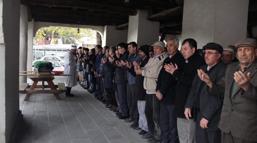 Gazeteci Kasım Girgin Son Yolculuğuna Uğurlandı