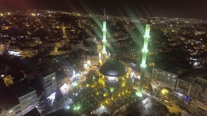 Buca’da Camiler Işıl Işıl G4