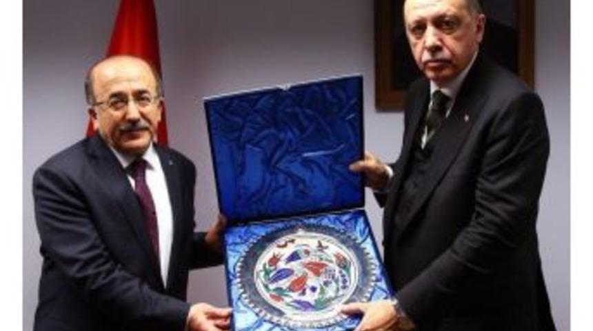 Başkan G&uuml;mr&uuml;k&ccedil;&uuml;oğlu Teşekk&uuml;r Etti