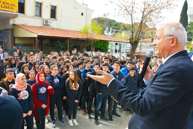 Başkan Görmez’den Liselere Malzeme Desteği