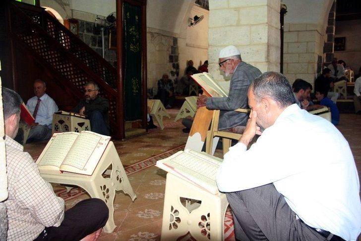 Kilis’te 14 Asırlık Mukabele Geleneği Sürüyor G1