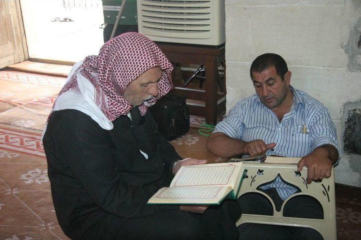 Kilis’te 14 Asırlık Mukabele Geleneği Sürüyor G4