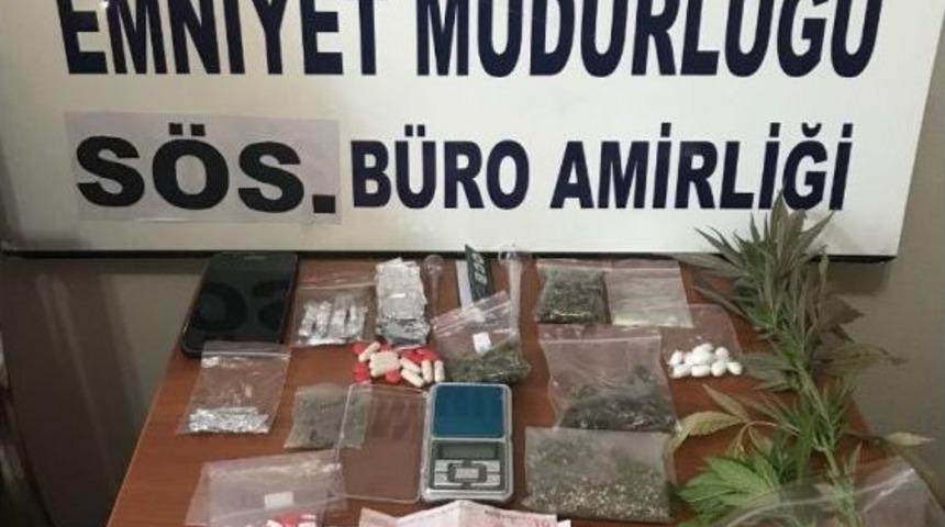Ş&uuml;phe &Uuml;zerine Durdurulan Ara&ccedil;tan Uyuşturucu &Ccedil;ıktı