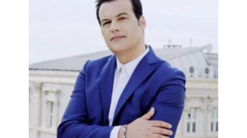 Hakan Peker Sevenleriyle Buluşacak