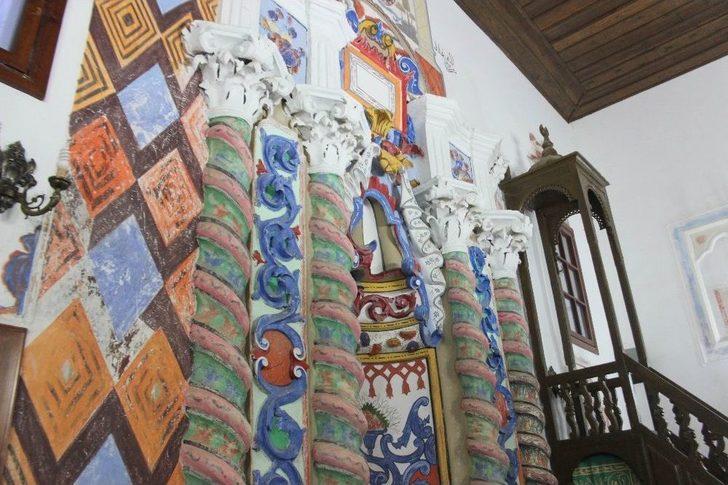 233 Yıllık Köy Camisi Görenleri Şaşırtıyor G5