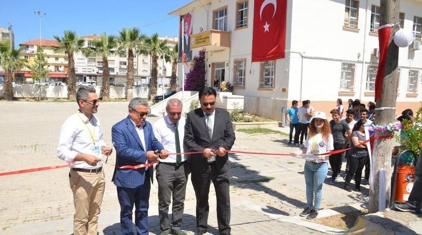 Kuşadası&rsquo;nda T&uuml;bitak Bilim Fuarı A&ccedil;ıldı