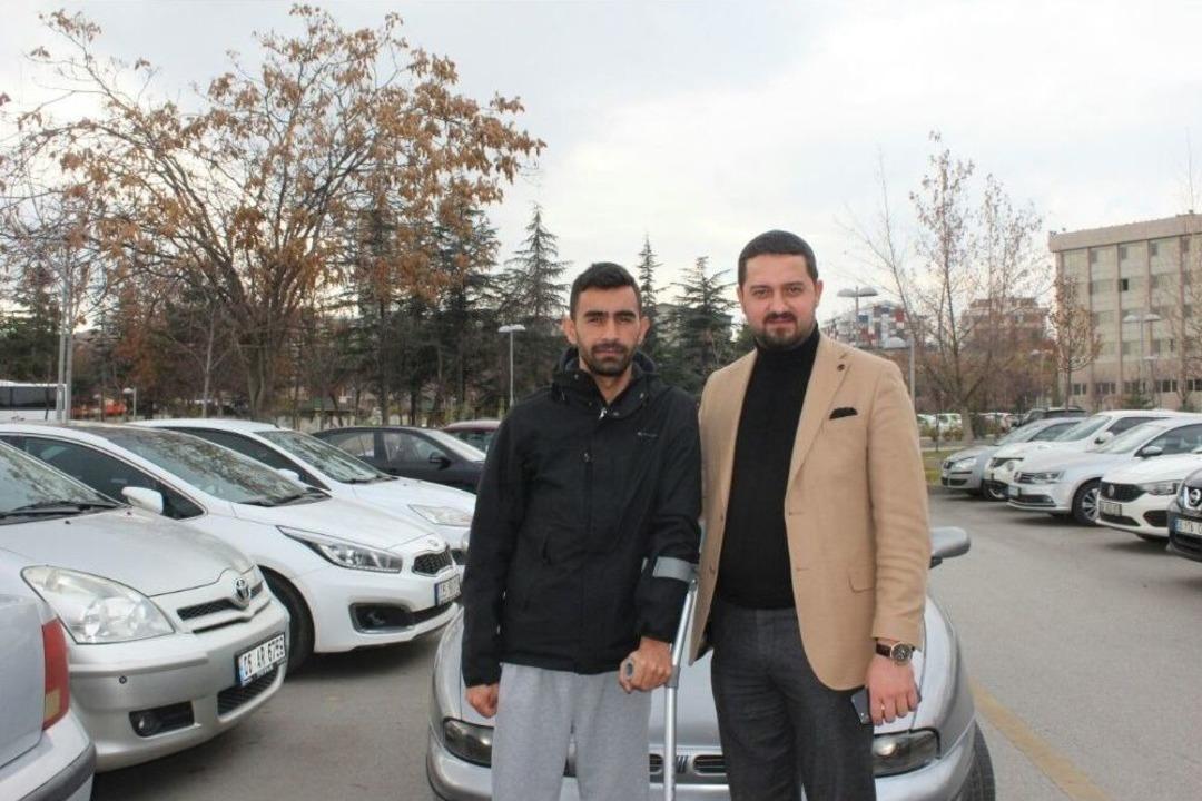 Saldırıya Uğrayan Gazilerin Hasar G&ouml;ren G&ouml;ren Otomobili Tamir Edildi