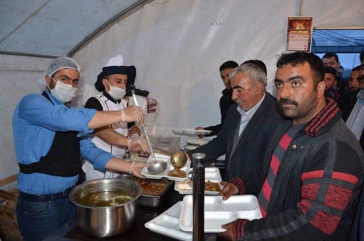 Başkan Kılıç, Orucunu İftar Çadırında Açtı G2