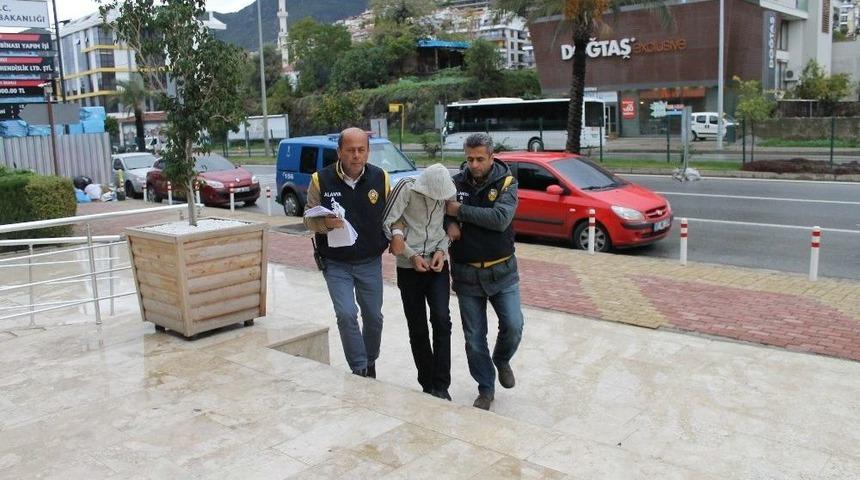 Hırsızlık &Ccedil;etesine 2 G&ouml;zaltı Daha