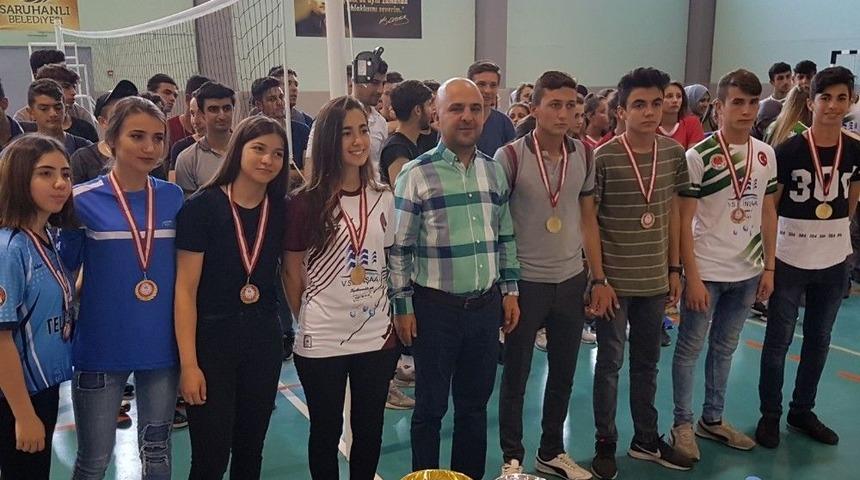 Saruhanlı&rsquo;da 19 Mayıs Spor M&uuml;sabakaları