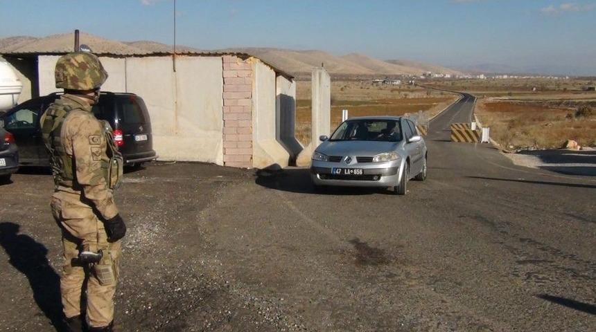 Mardin&rsquo;de Ter&ouml;r Operasyonu: 24 G&ouml;zaltı