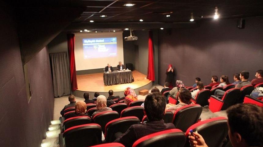 &lsquo;siyaset At&ouml;lyesi&rsquo;nde&rsquo; Ulusal G&uuml;venlik Stratejisi Konuşuldu